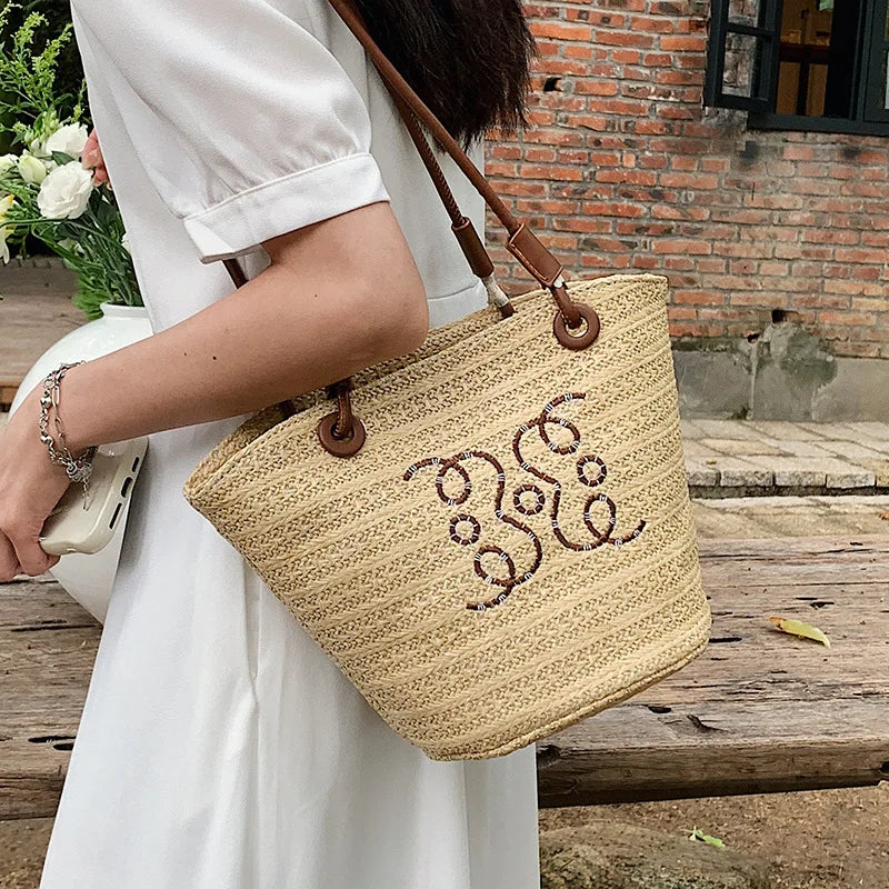 Straw beach bag
